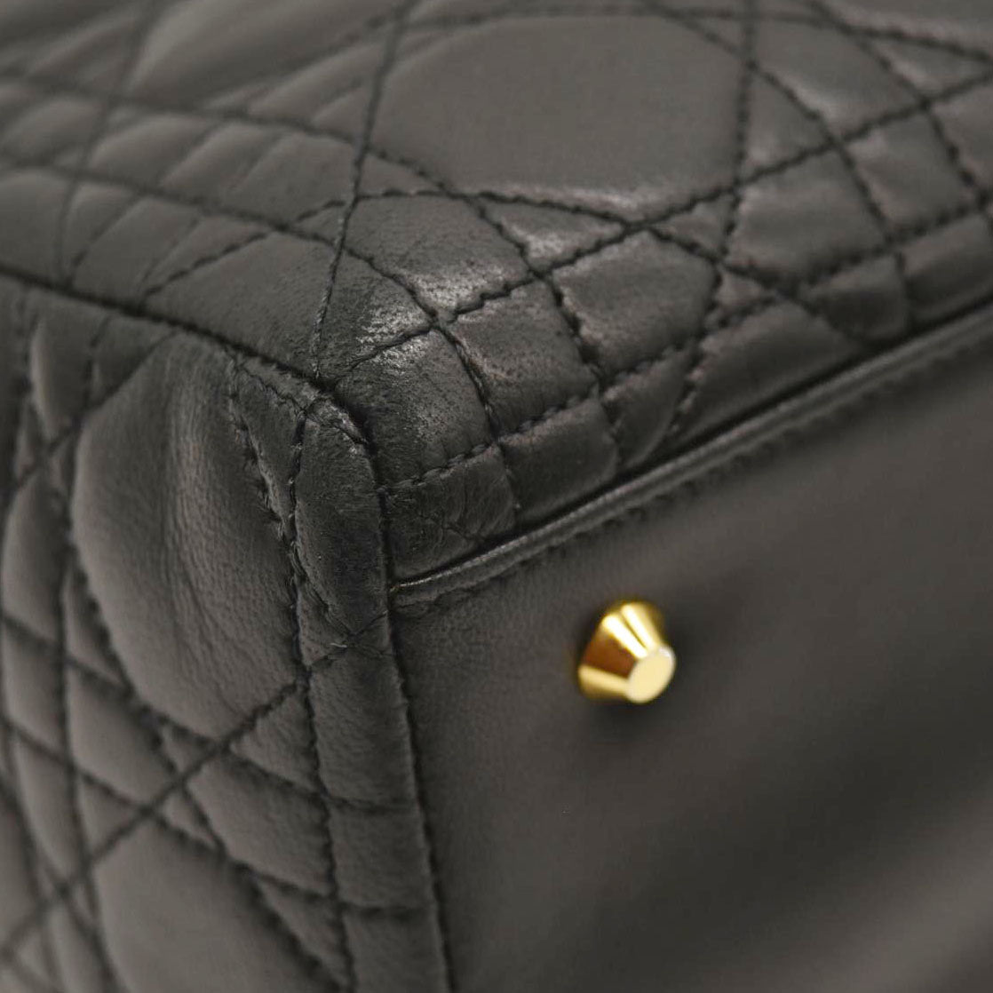 CHRISTIAN DIOR Cannage Medium Lady Dior Black