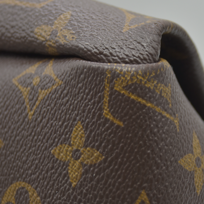 Louis Vuitton Snakeskin Monogram Artsy MM