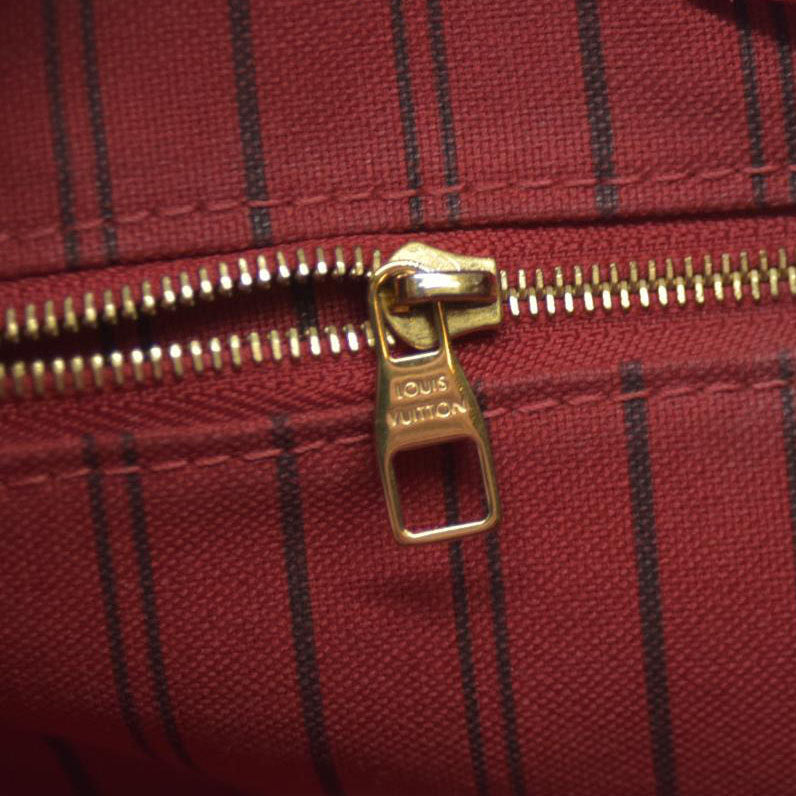 $2930 Louis Vuitton  Empreinte Speedy Bandouliere 25 NM Scarlet DU1149