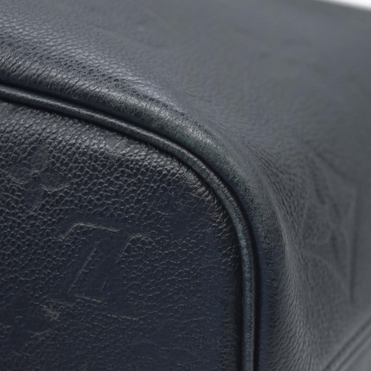 $2940 Louis Vuitton Monogram Giant Neverfull MM Black