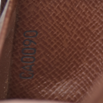 $590 2000 Louis Vuitton Monogram Compact Zippe Zipped Wallet CA0090 CONSIGNMENT