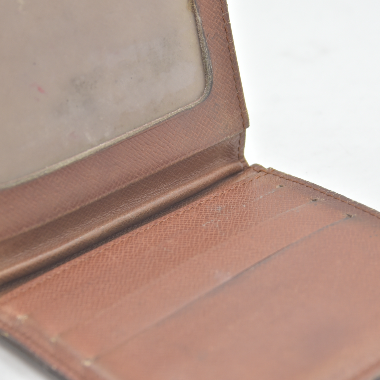 $515 1991 Louis Vuitton Monogram Marco Wallet AN1911