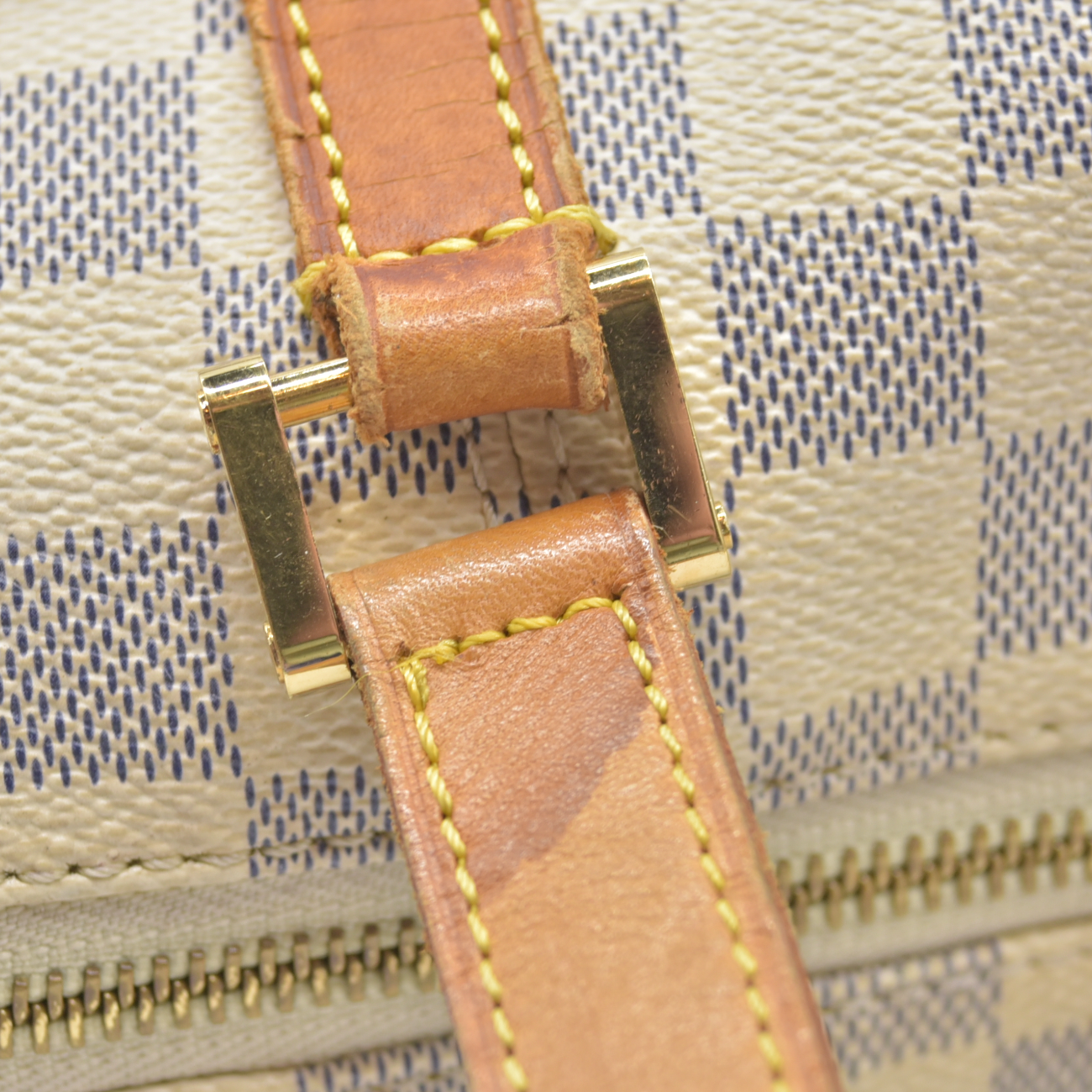 $1270 2009 Louis Vuitton Totally PM White Damier Azur AR2099