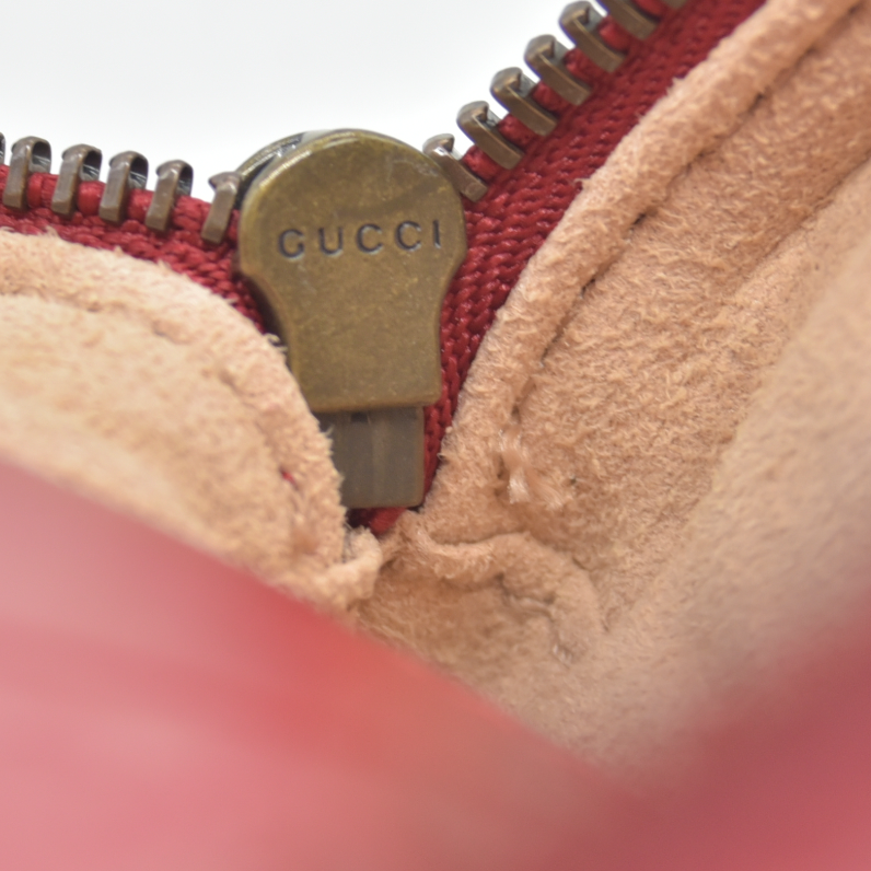 $680 Gucci Calfskin Matelasse GG Marmont Round Wrist Wallet Hibiscus Red