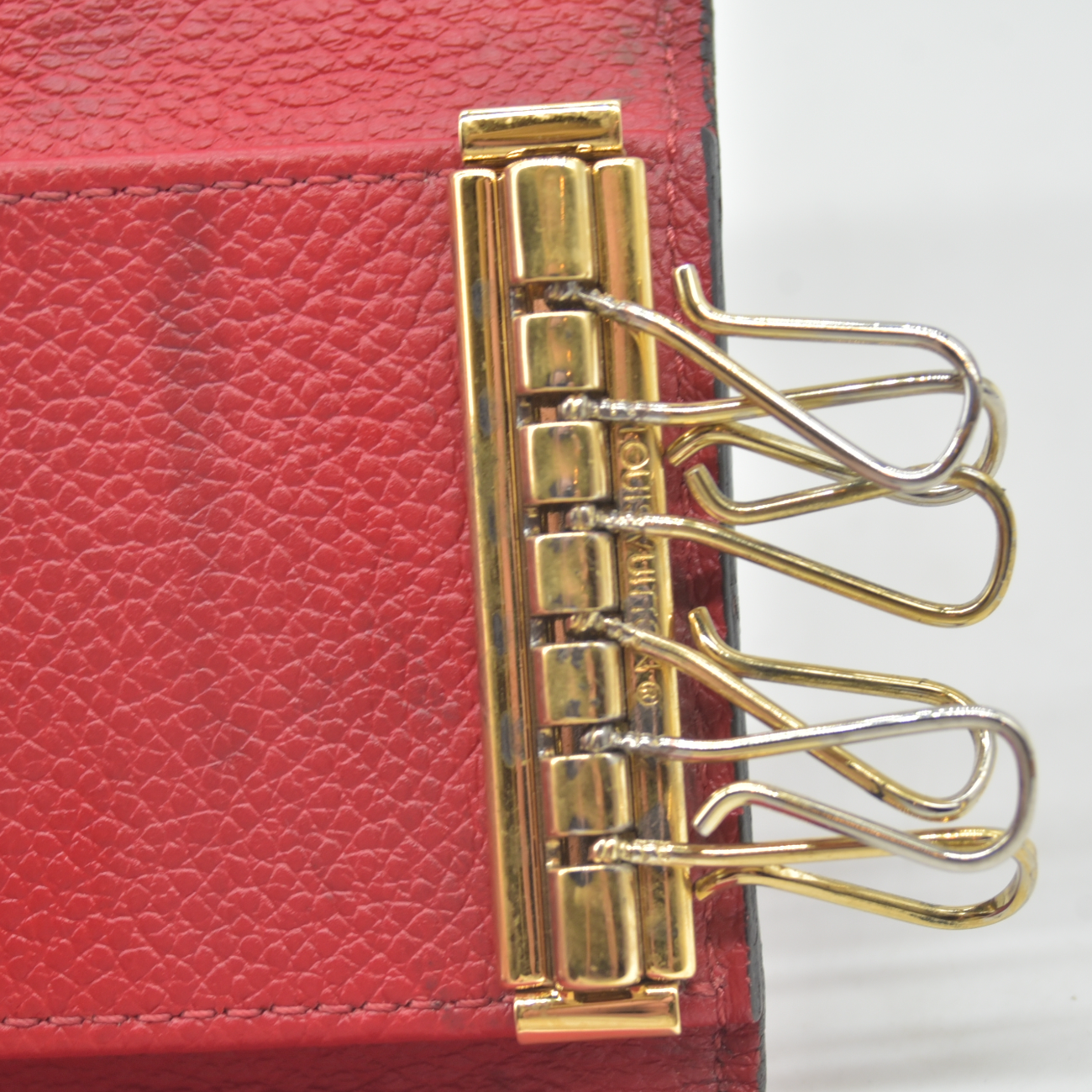 $450 2019 Louis Vuitton Monogram Empreinte Multicles Leather 6 Ring Key Case TN0179