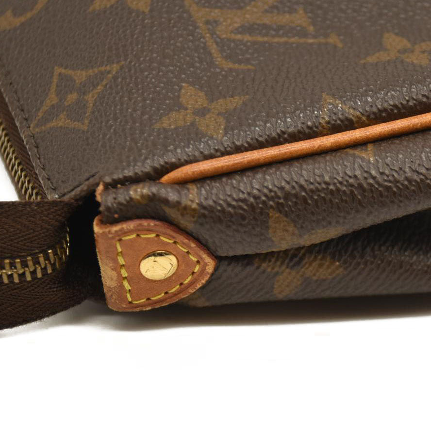 Louis Vuitton  Monogram Eva Clutch DU1121