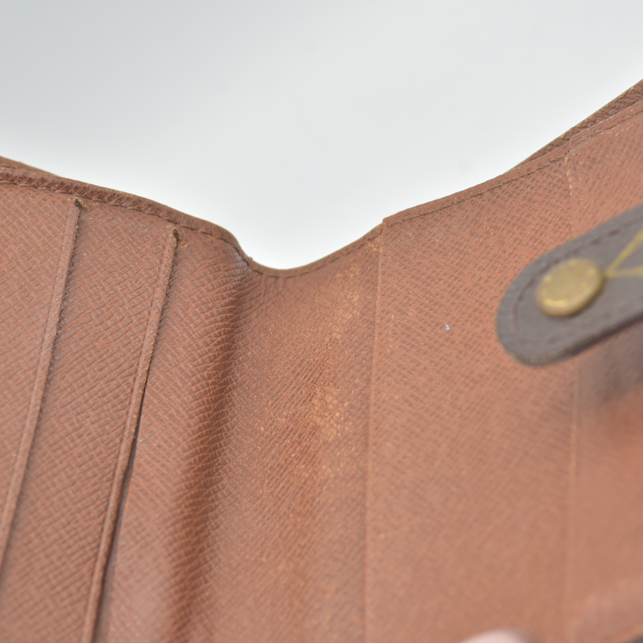 $625 1999 DAMAGED Louis Vuitton Monogram Compact Zip Bifold Wallet Brown MI0979