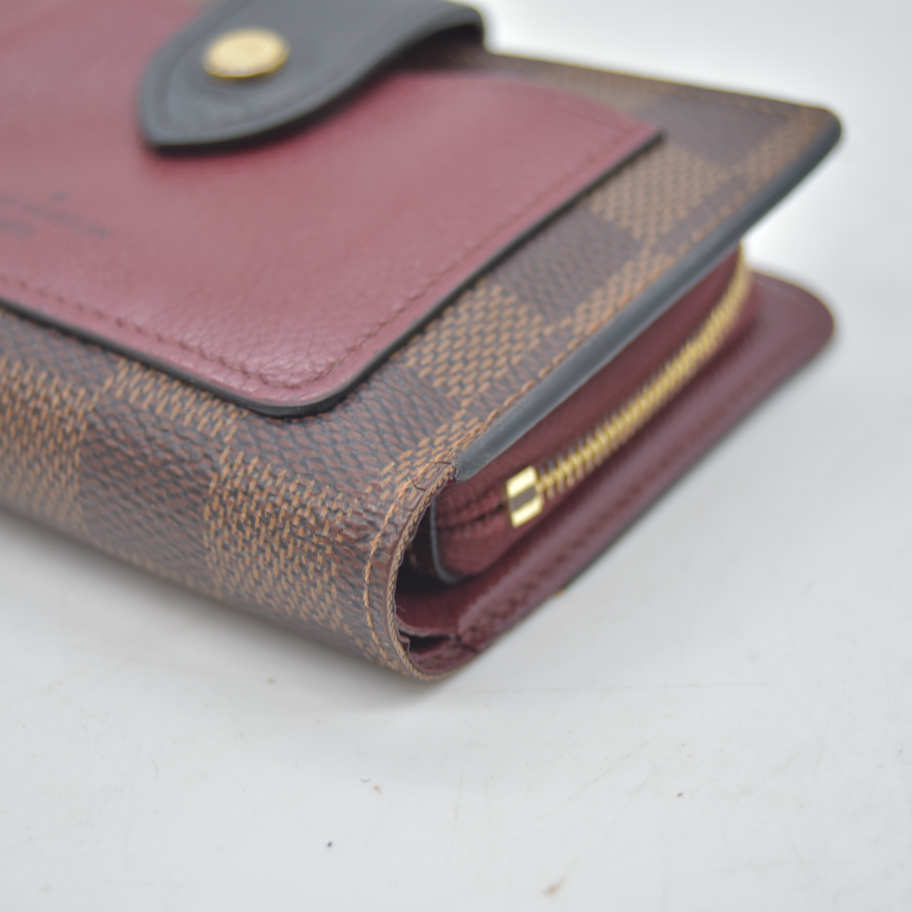 $770 Louis Vuitton Damier Ebene Bordeaux Juliette Wallet Red CONSIGNMENT