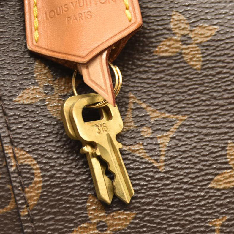 LOUIS VUITTON Monogram Montaigne GM