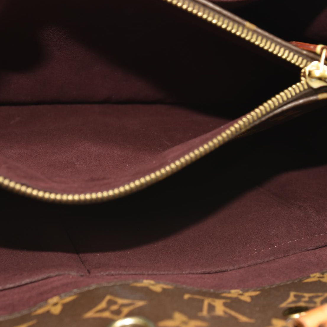 LOUIS VUITTON Monogram Montaigne GM