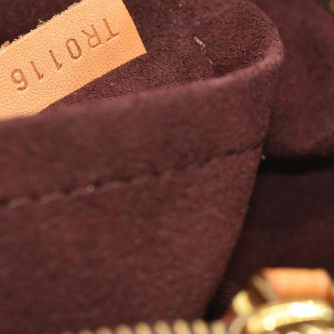 LOUIS VUITTON Monogram Montaigne GM