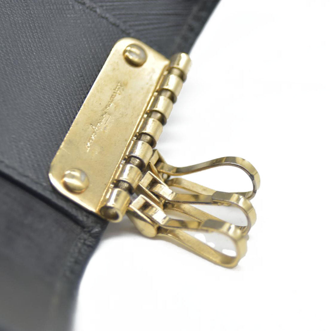 Salvatore Ferragamo $415 Vara Leather 6 Ring Key Case/7BH0091