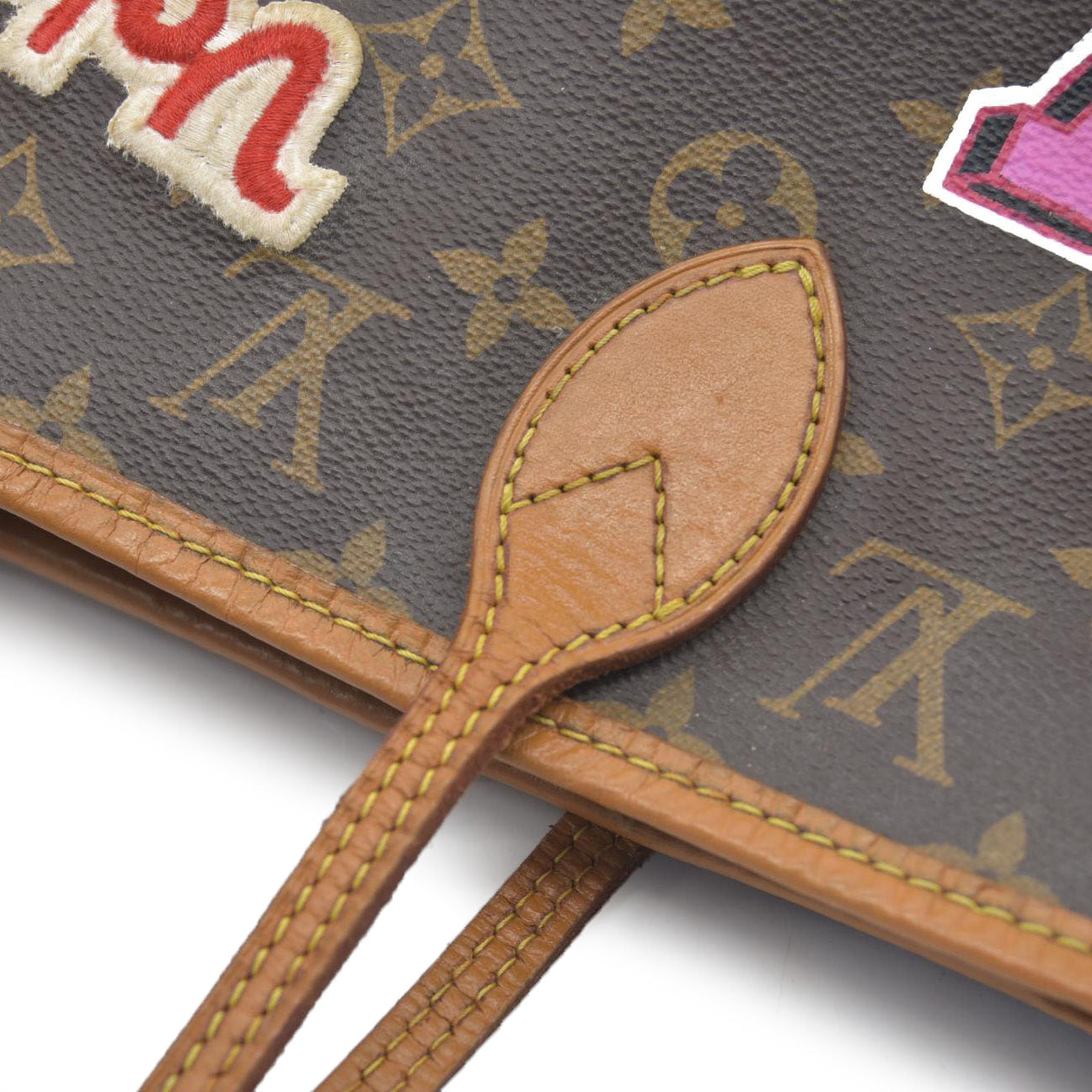 $2490 Louis Vuitton Monogram Travel Stickers Neverfull MM 2018 AR3168