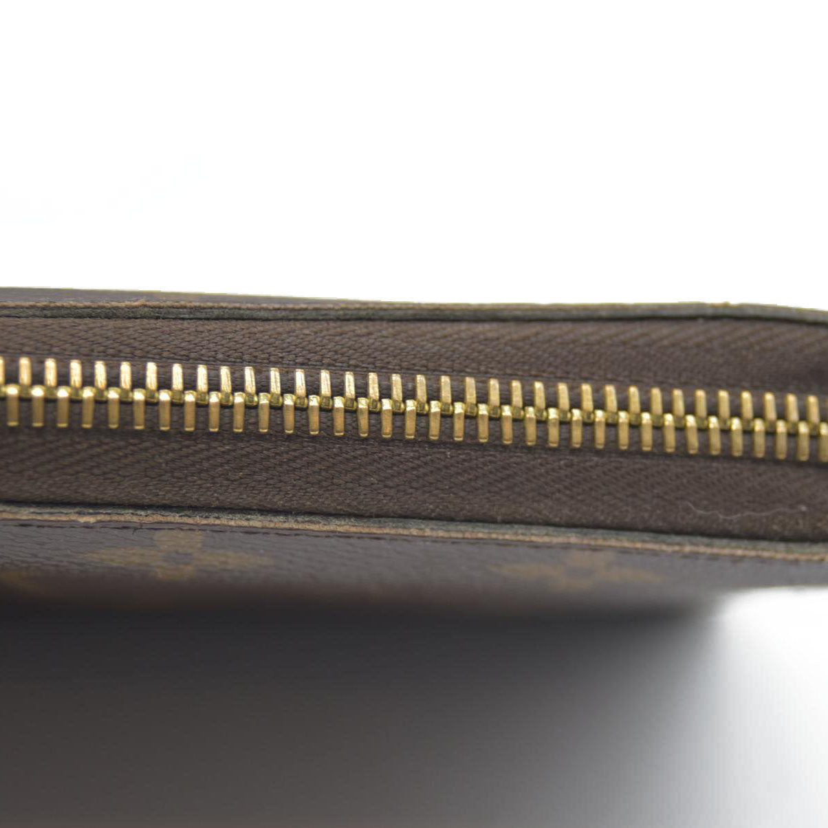 Louis Vuitton $915 Monogram Zippy Zip Around Long Wallet Purse LM0270