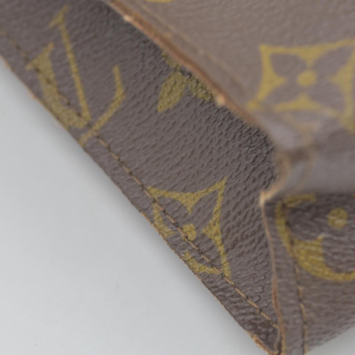 $1120 LOUIS VUITTON Monogram Toiletry 26