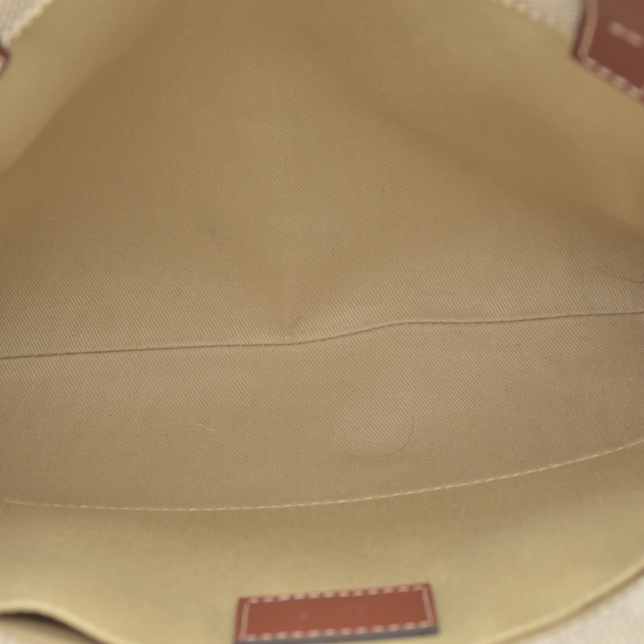 $1250 Chloe Canvas Small Woody Tote Bag Beige