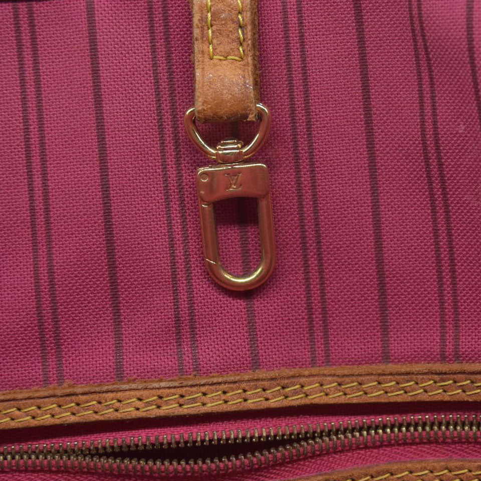 $2490 Louis Vuitton Monogram Travel Stickers Neverfull MM 2018 AR3168