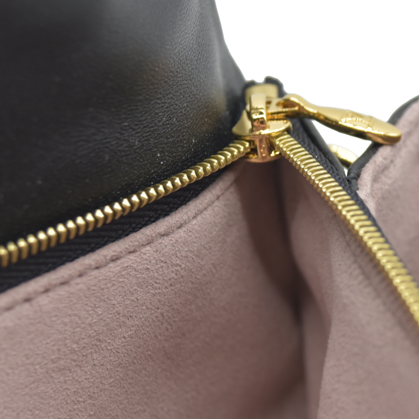 $3150 Louis Vuitton  Lambskin Embossed Monogram Pochette Coussin Black RFID