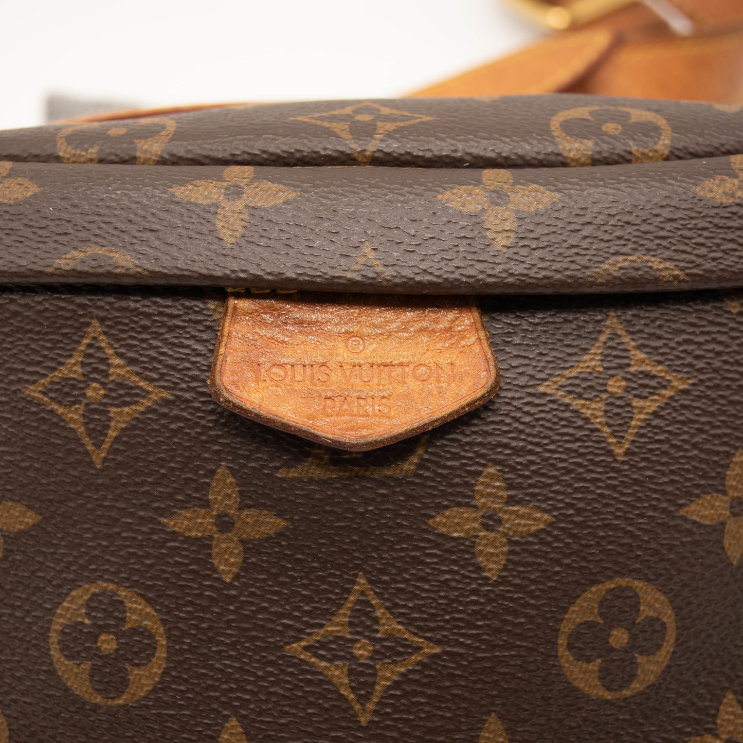 MI3198 USED Louis Vuitton Bumbag Brown Monogram Canvas Messenger Bag Fanny Pack