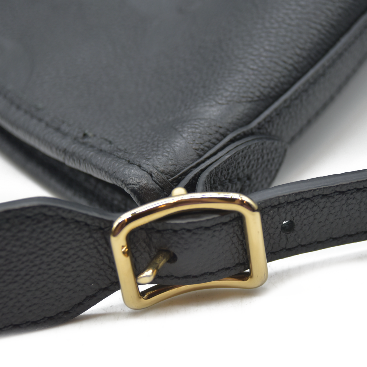 Louis Vuitton Empreinte Monogram Giant Carryall MM Black