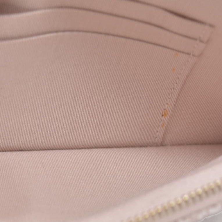 $4500 Chanel  Canvas Small Deauville Clutch With Chain Pink