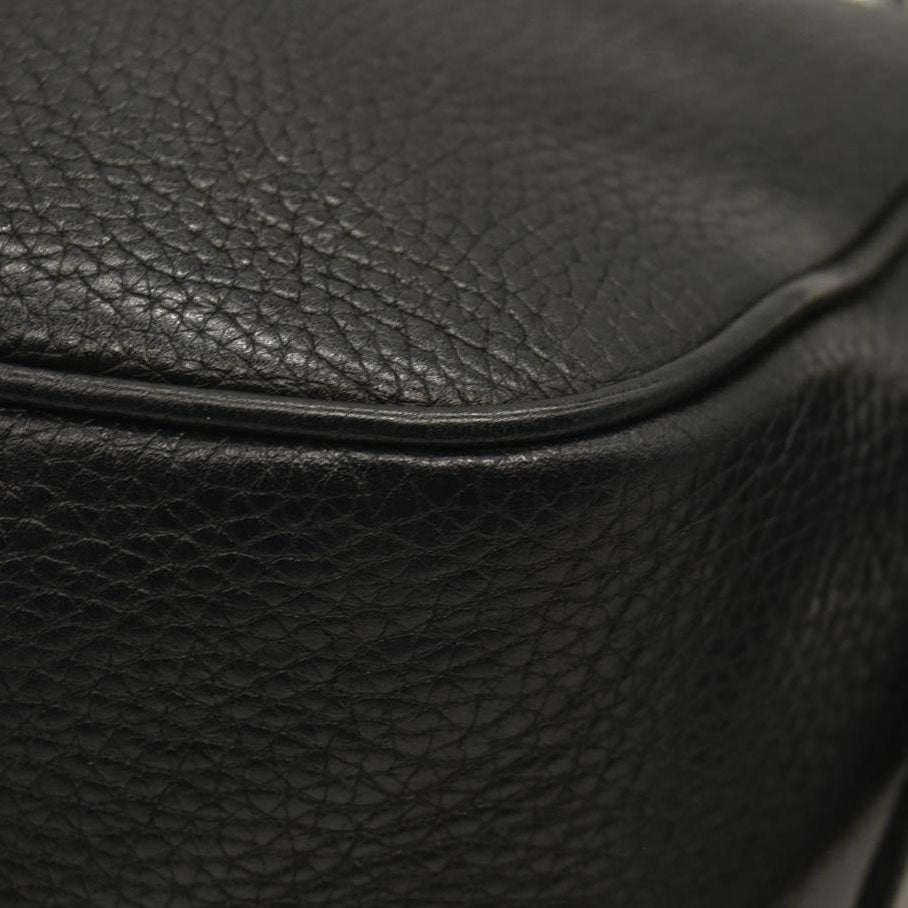 GUCCI  Pebbled Calfskin Small Soho Disco Bag Black
