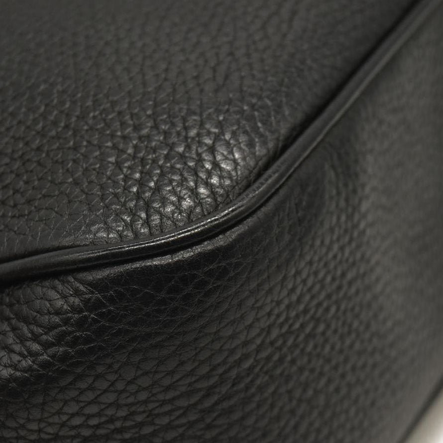 GUCCI  Pebbled Calfskin Small Soho Disco Bag Black