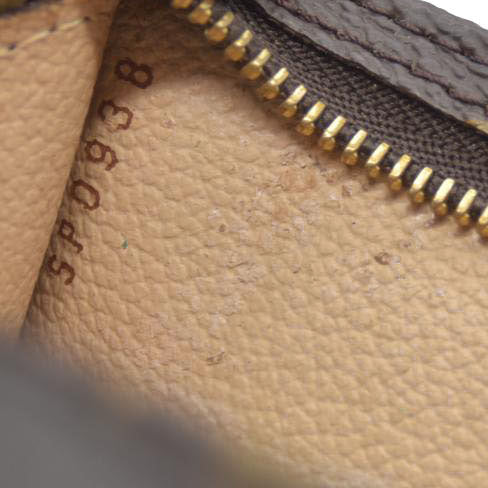 Louis Vuitton $665 Monogram Cosmetics Pouch (Bucket GM) Purse SP0938