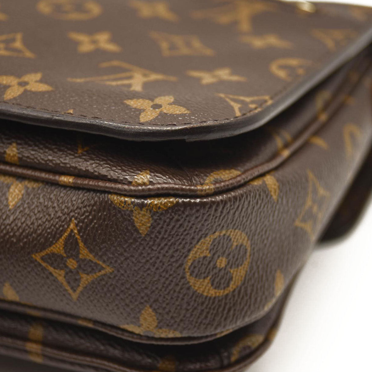 USED LOUIS VUITTON Monogram Pochette Metis DU4156