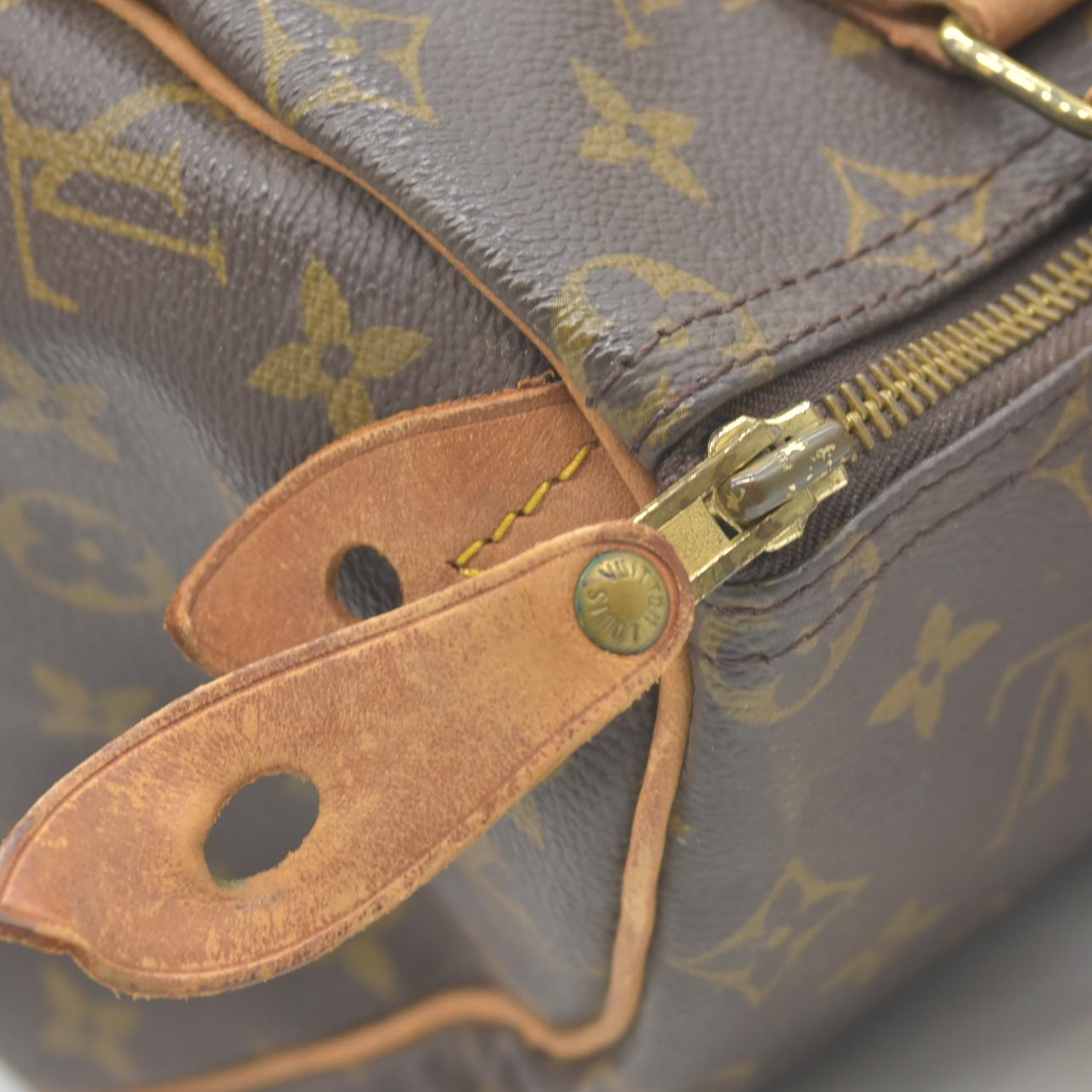 $1490 1989 Louis Vuitton  Speedy 25 Brown Monogram MI8911