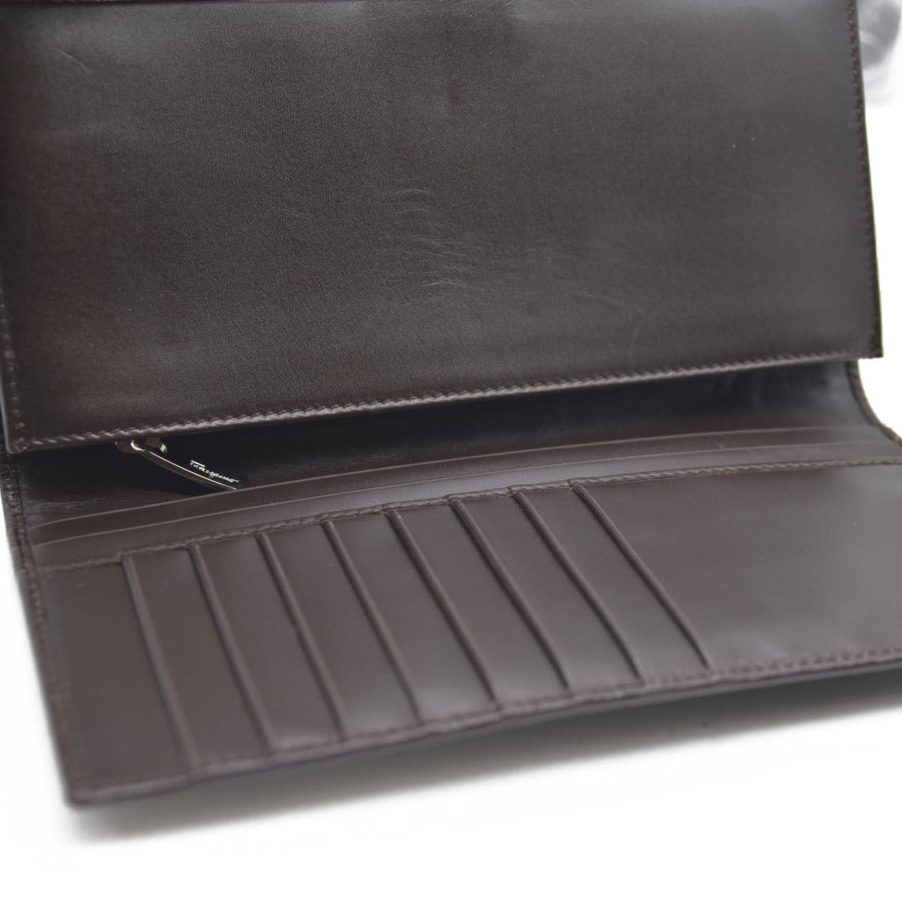 Salvatore Ferragamo Gancini  $795 Leather Long Bifold Wallet Brown/7BH0196