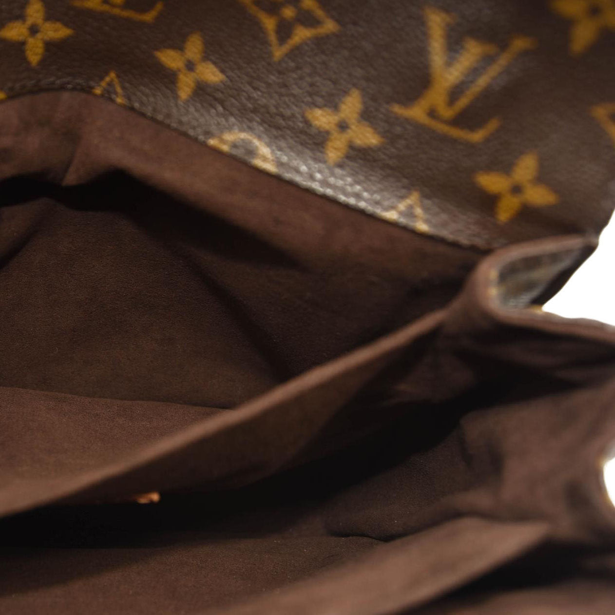 USED LOUIS VUITTON Monogram Pochette Metis DU4156