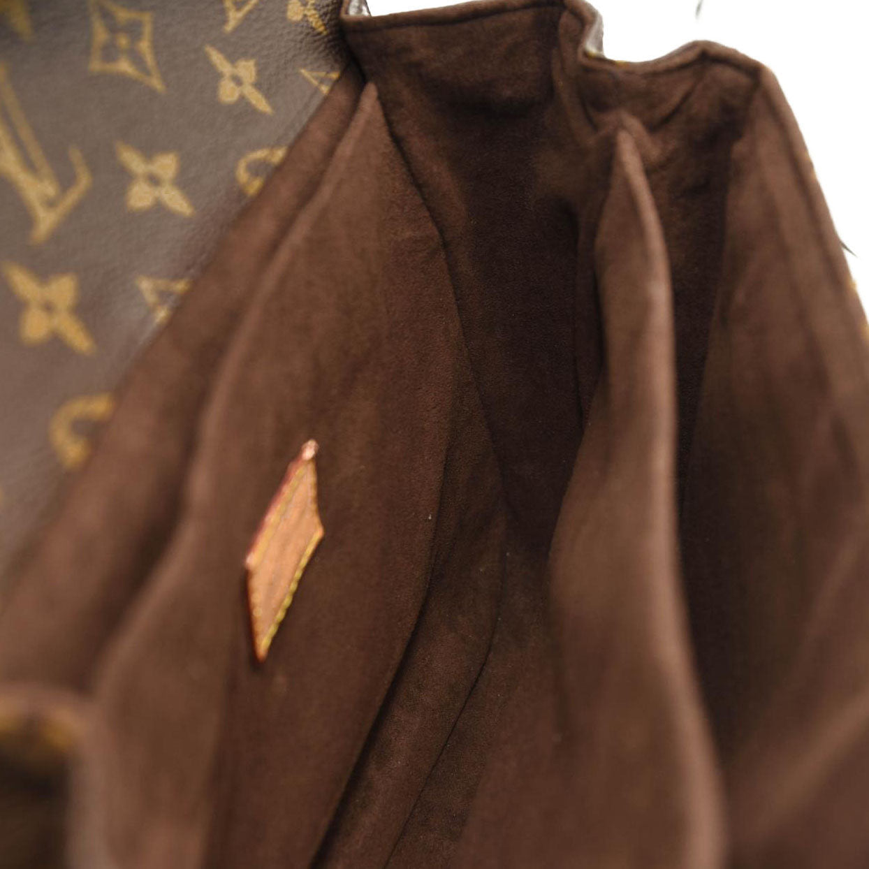 USED LOUIS VUITTON Monogram Pochette Metis DU4156