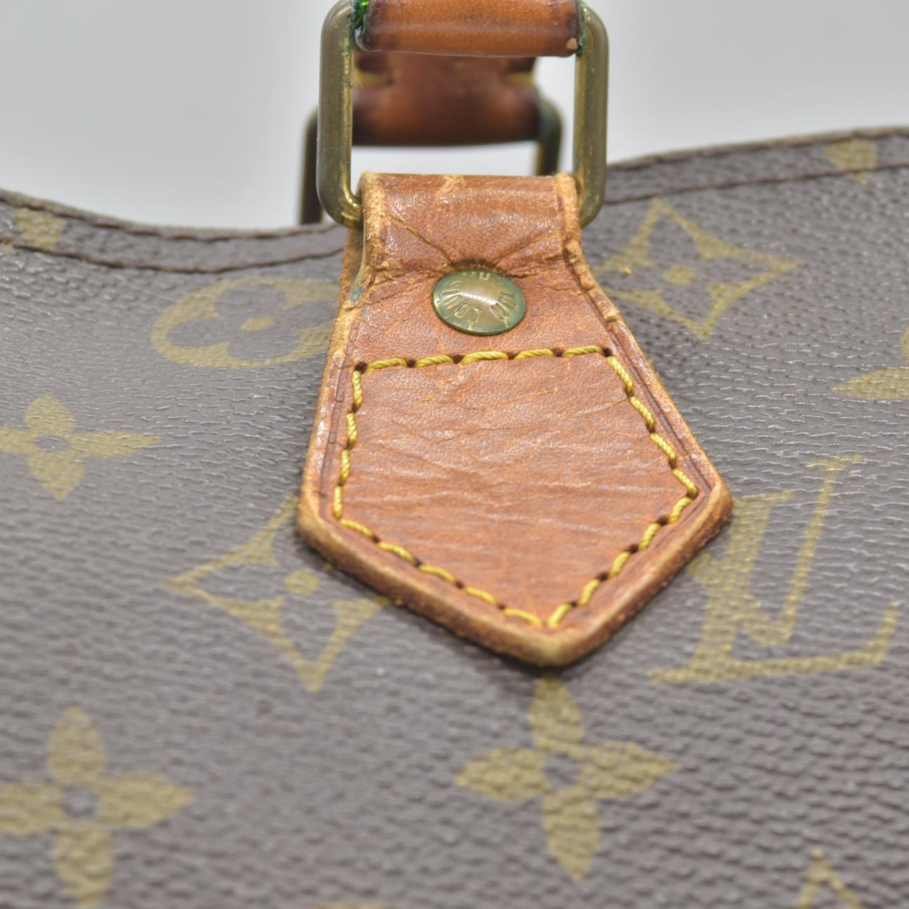 $1550 1988 Louis Vuitton Monogram Speedy 30 VI883
