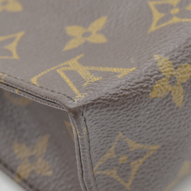 Louis Vuitton  Monogram Toiletry Pouch 19 DU1007