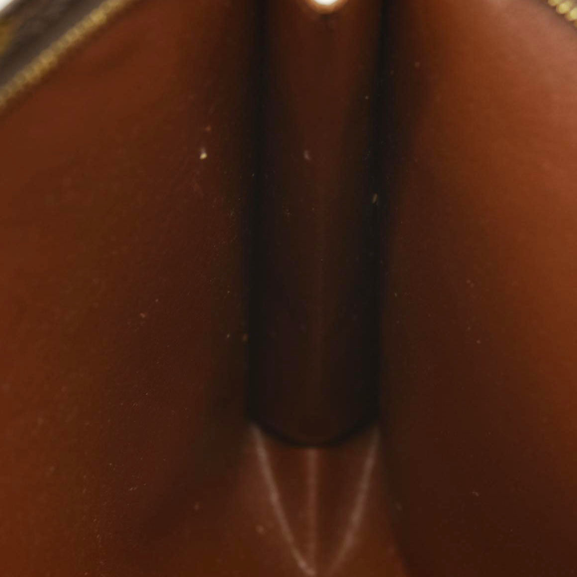 Louis Vuitton  Monogram Toiletry Pouch 26 881AN