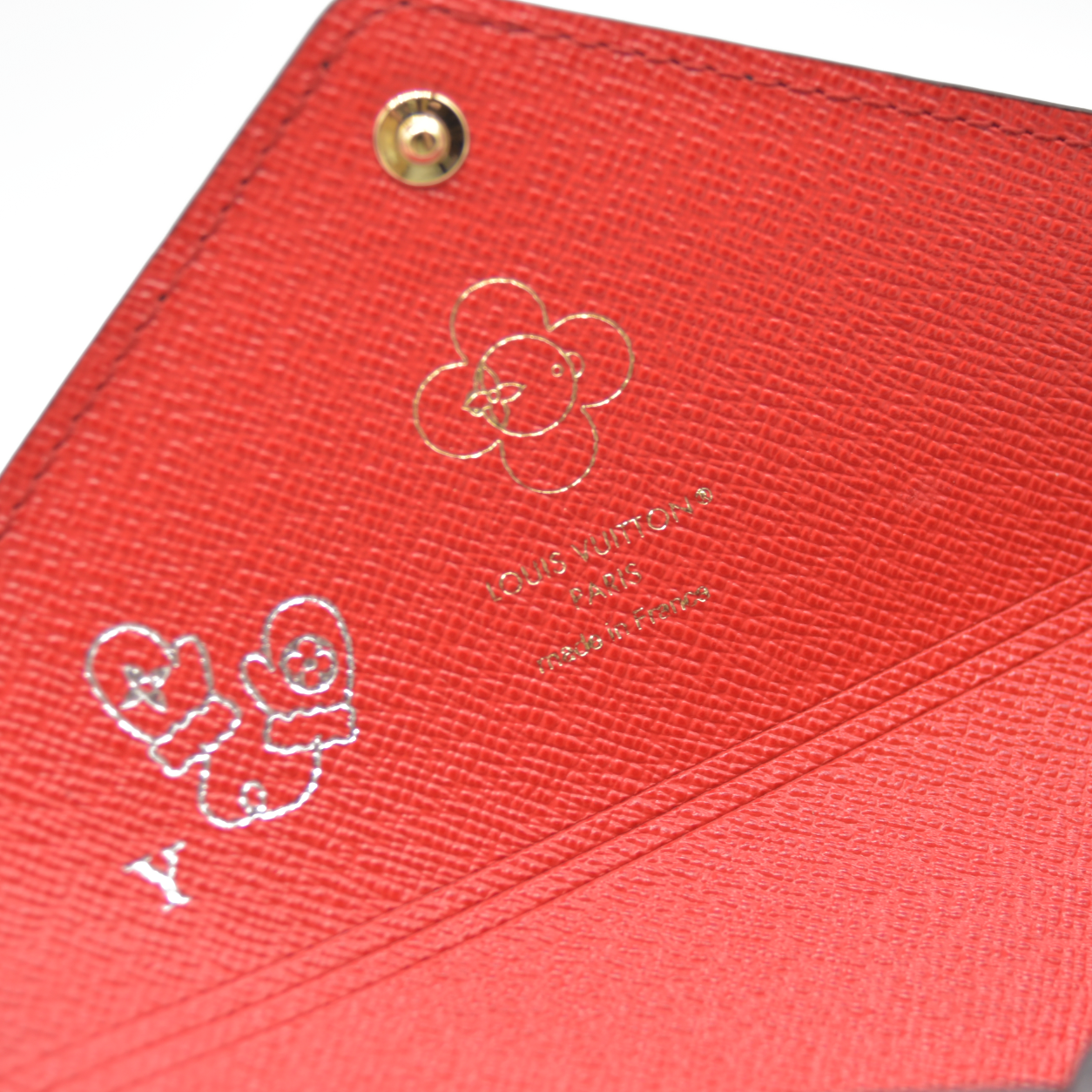 AUCTION $1080 Louis Vuitton Medium Monogram Candy Factory Kirigami Pochette