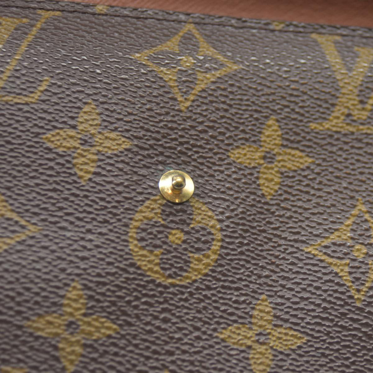 AUCTION $725 Louis Vuitton Monogram Porte Tresor International Trifold Long Wallet TH0956