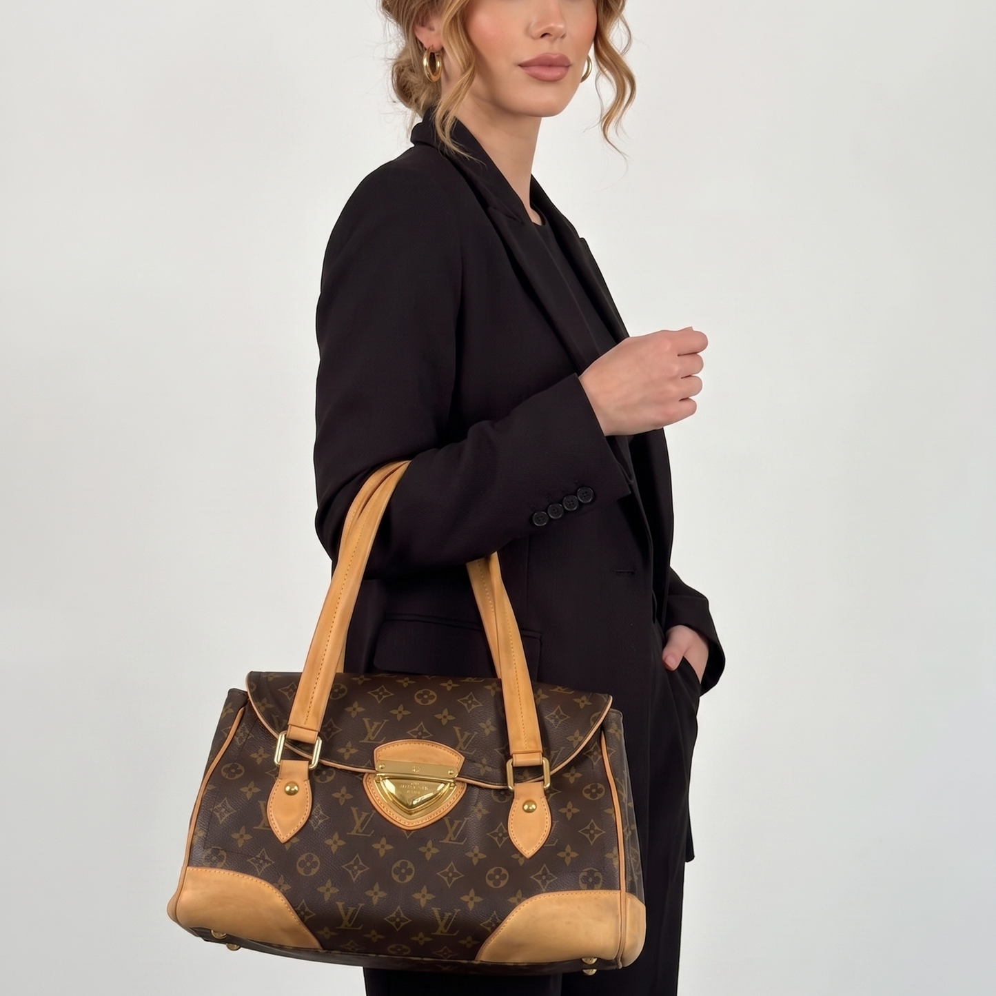 $1880 2008 Louis Vuitton Beverly GM Monogram SD1028
