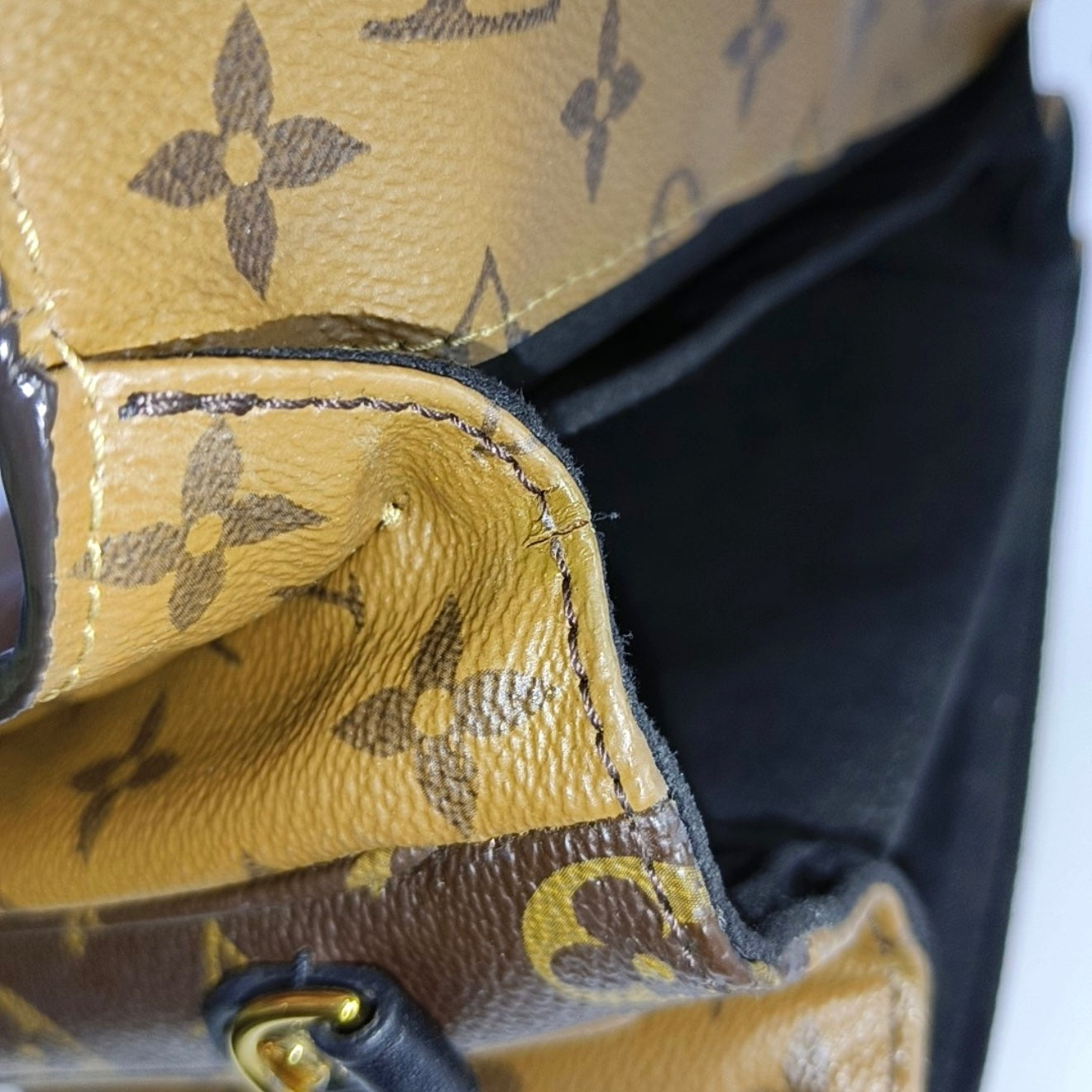 PRE-ORDER  Louis Vuitton  Reverse Monogram Pochette Metis