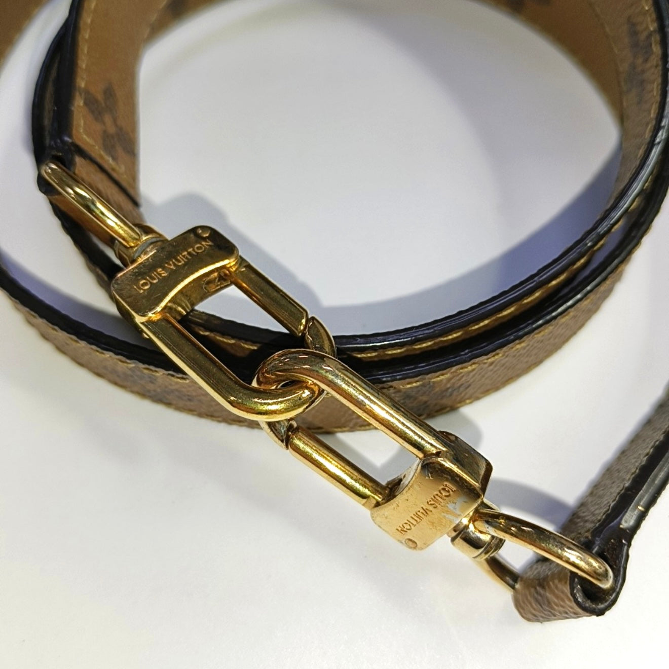 PRE-ORDER  Louis Vuitton  Reverse Monogram Pochette Metis