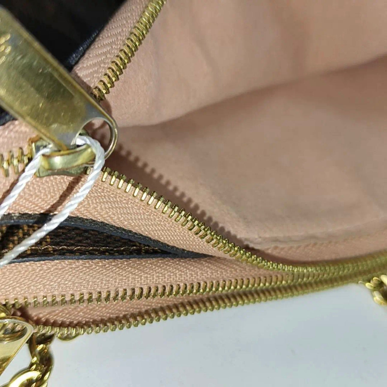 Louis Vuitton Damier Ebene Double Zip Pochette MI1149