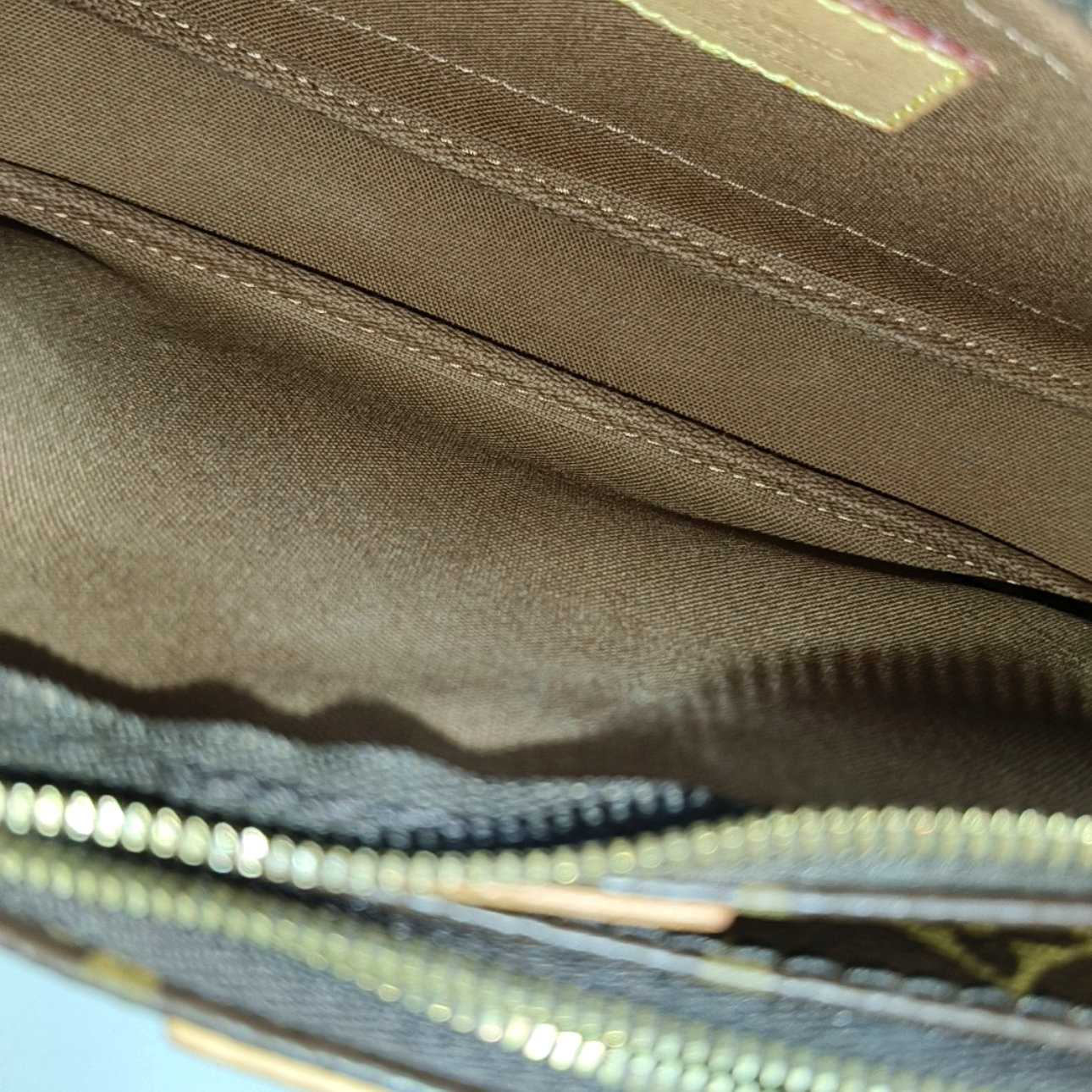 PRE-ORDER Louis Vuitton  Monogram Multi Pochette Accessories Kaki