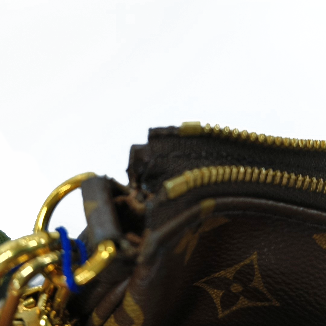 PRE-ORDER Louis Vuitton  Monogram Multi Pochette Accessories Kaki