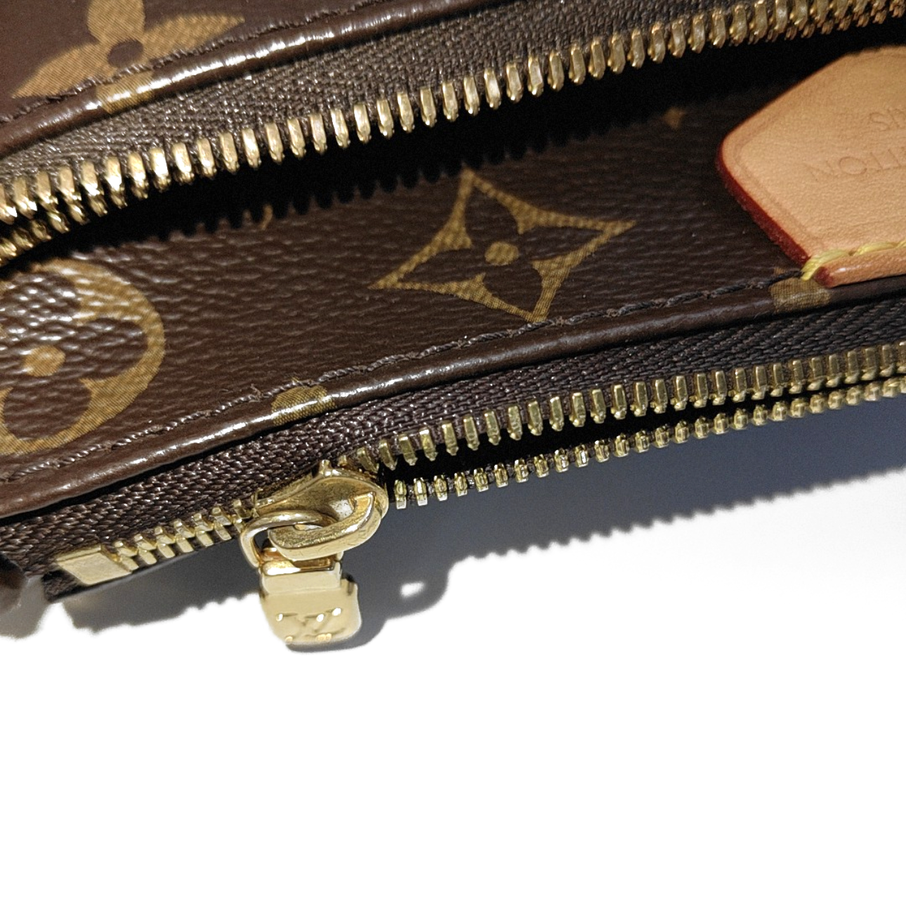 PRE-ORDER Louis Vuitton  Monogram Multi Pochette Accessories Kaki