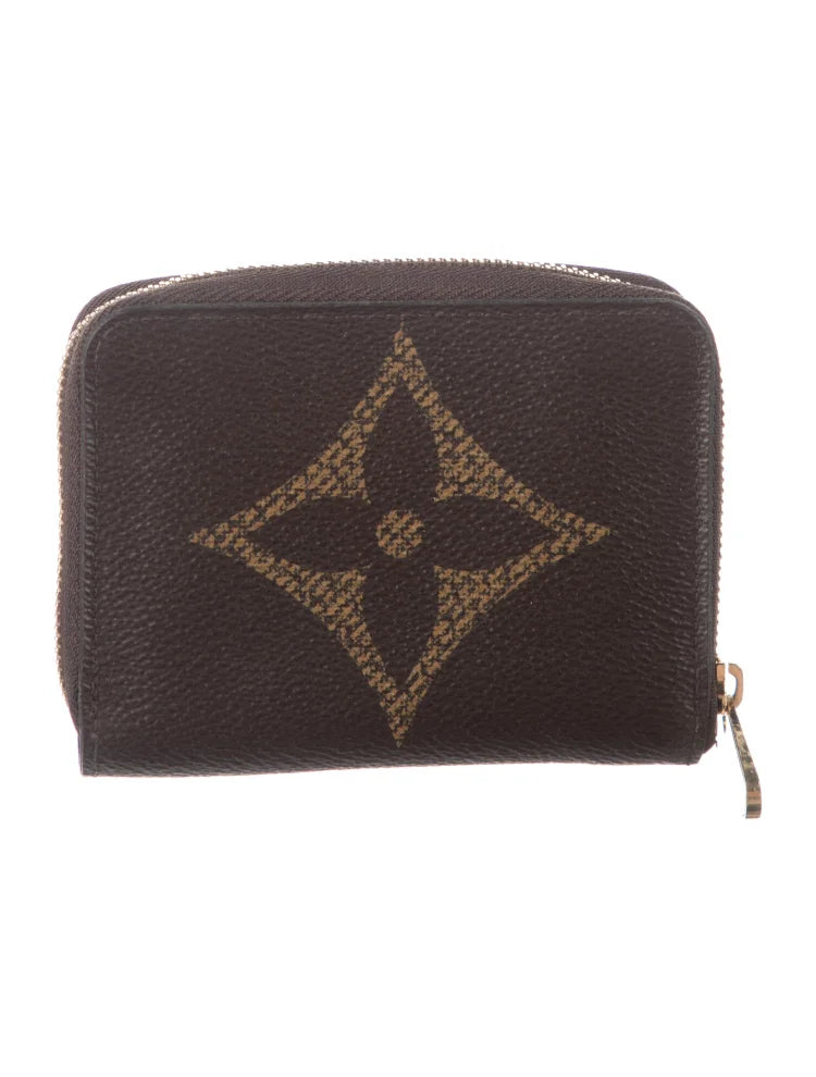 Louis Vuitton  Vintage Monogram Giant Pattern Zippy Coin Purse