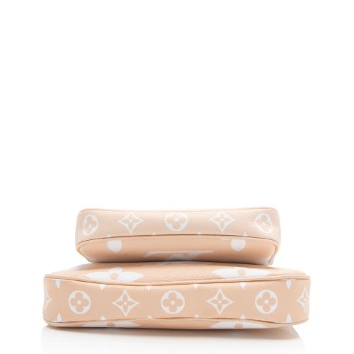 LOUIS VUITTON Monogram Giant By The Pool Multi Pochette Accessories Brume