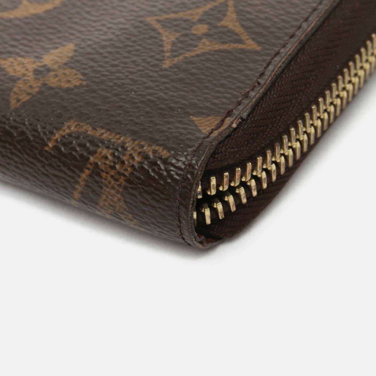 Louis Vuitton Monogram Zippy Wallet