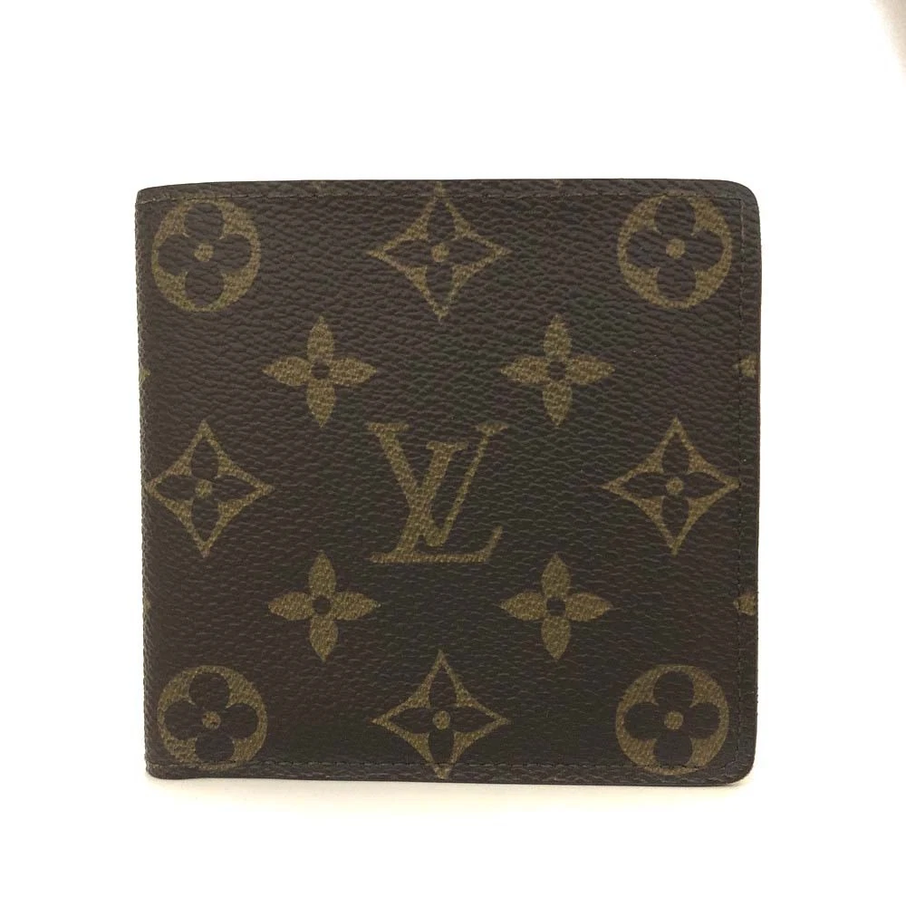 $615 1992 Louis Vuitton Monogram Marco Wallet CA0932
