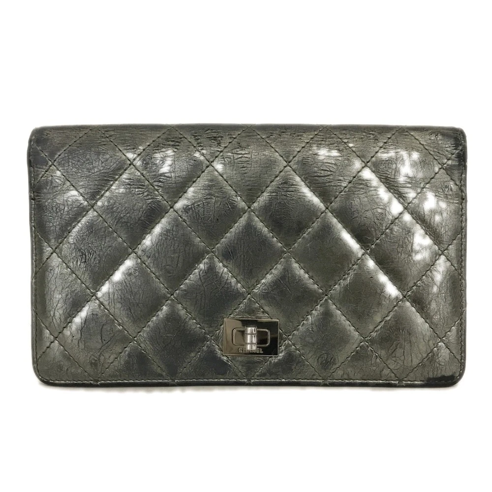$950 2008 Chanel Lambskin Quilted 2.55 Flap Long Bifold Wallet Silver